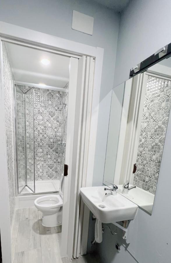 Rio Hostal *